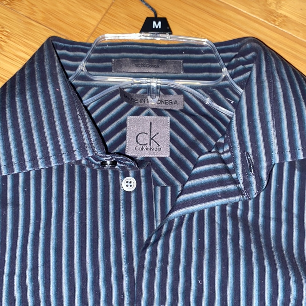 Calvin Klein button down - Picture 2 of 2